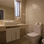 & By Лісабон