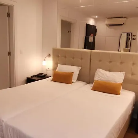 Lägenhetshotell & By 3*