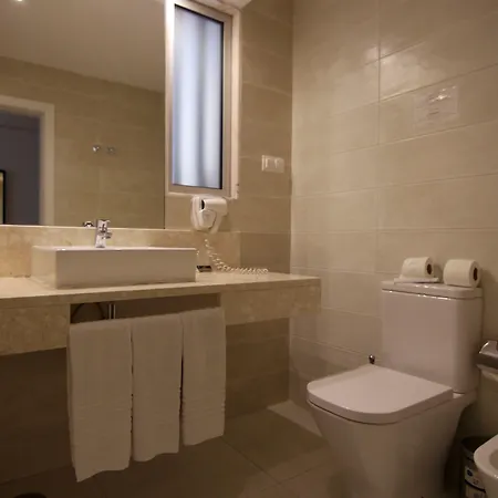 Hotel apartamentowy & By 3*