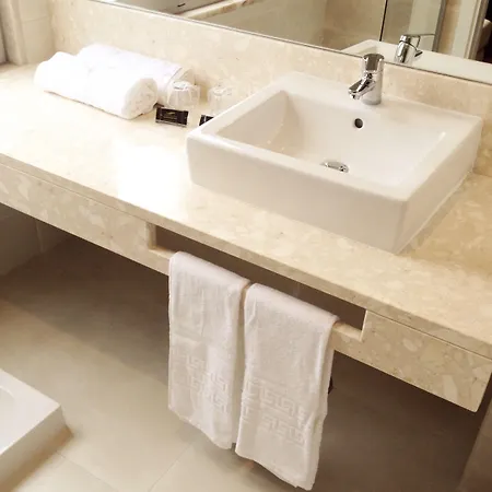 & By Hotel apartamentowy