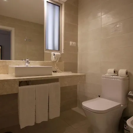 & By Aparthotel